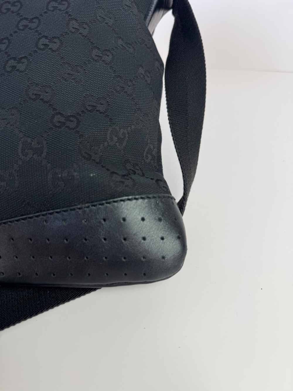 Gucci Black GG Canvas Messenger Bag with Adjustable Strap - Picture 15 of 16